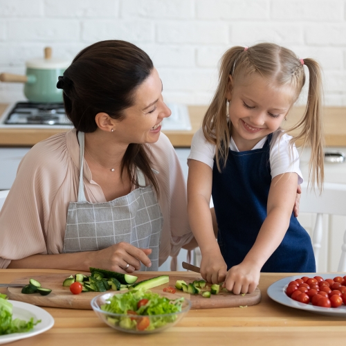 Tie up home schooling with sensory food skills 