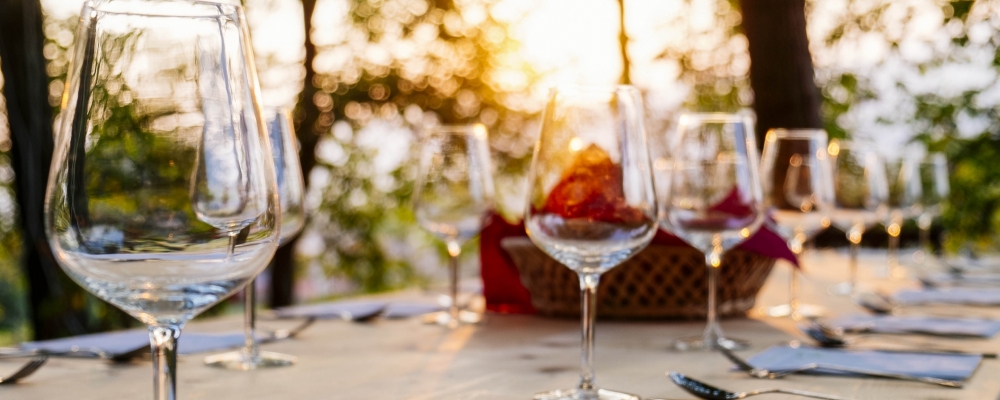 7) Alfresco cooking and dining