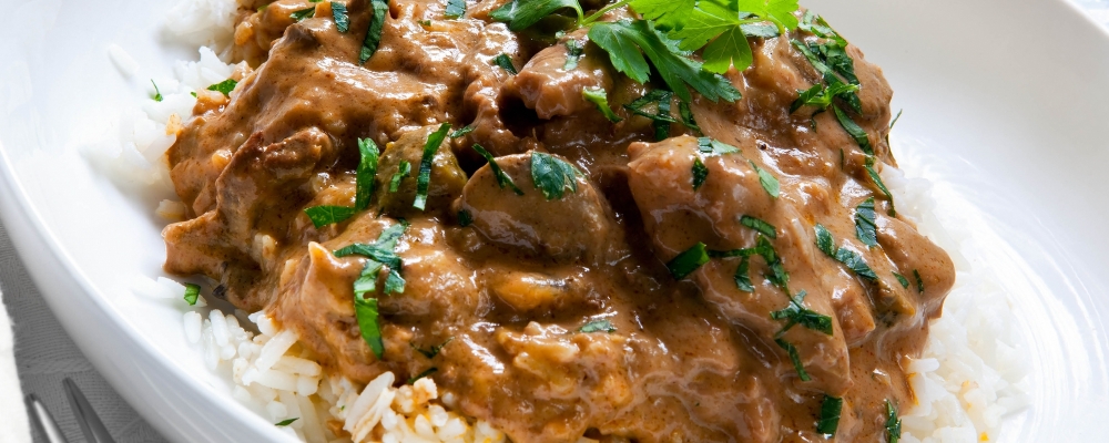 Slow Cooker Beef Stroganoff 