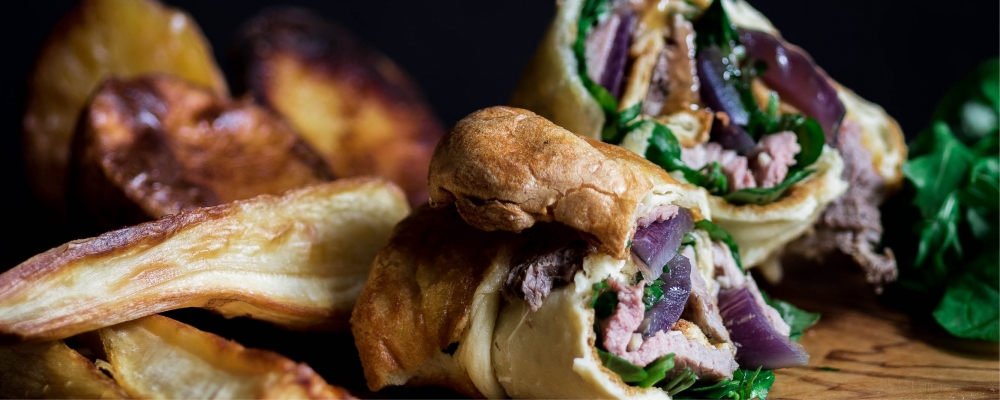 Yorkshire pudding Wrap with Beef Gravy Dip