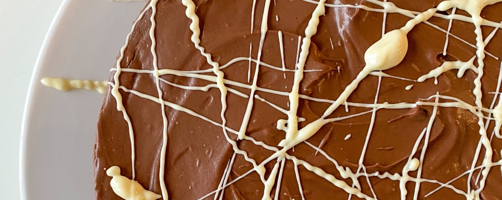 Cobweb Chocolate Cheesecake
