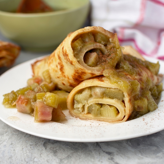 Rhubarb and Custard Crepes